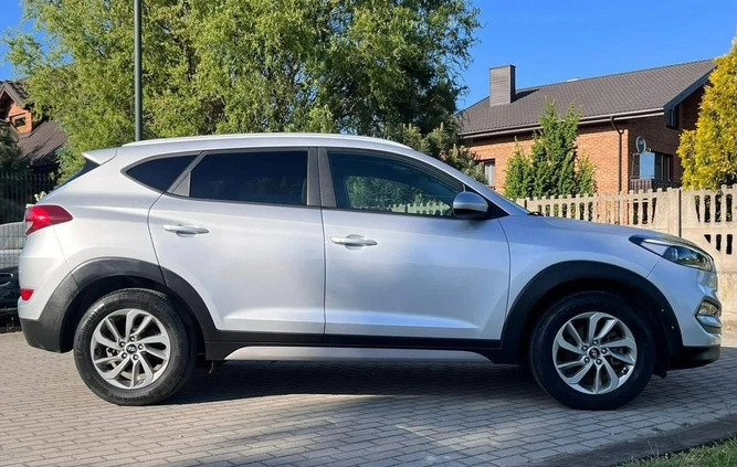 Hyundai Tucson cena 68000 przebieg: 88000, rok produkcji 2017 z Mysłowice małe 16